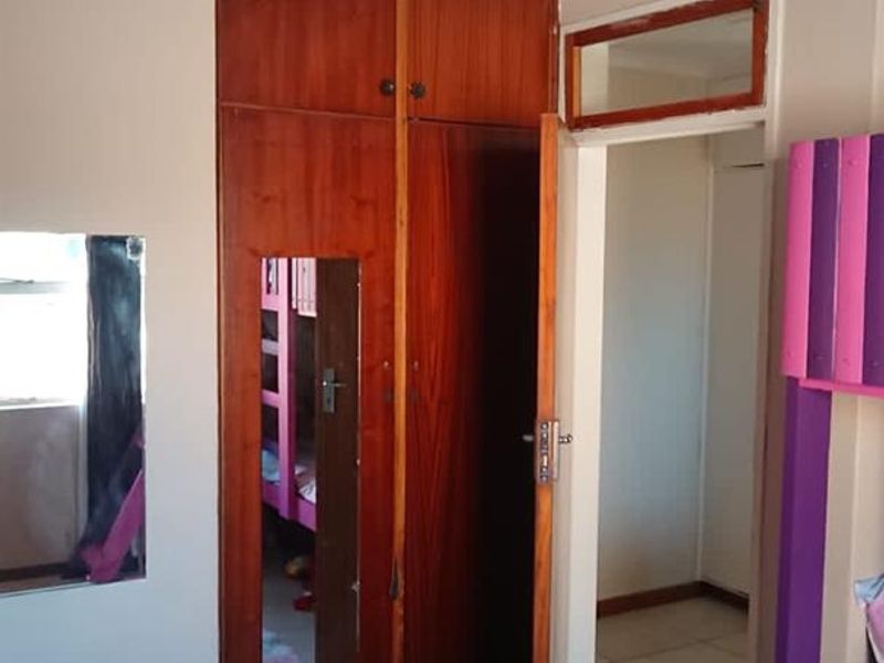 3 bedroom apartment for sale in Vryheid - Photo 8