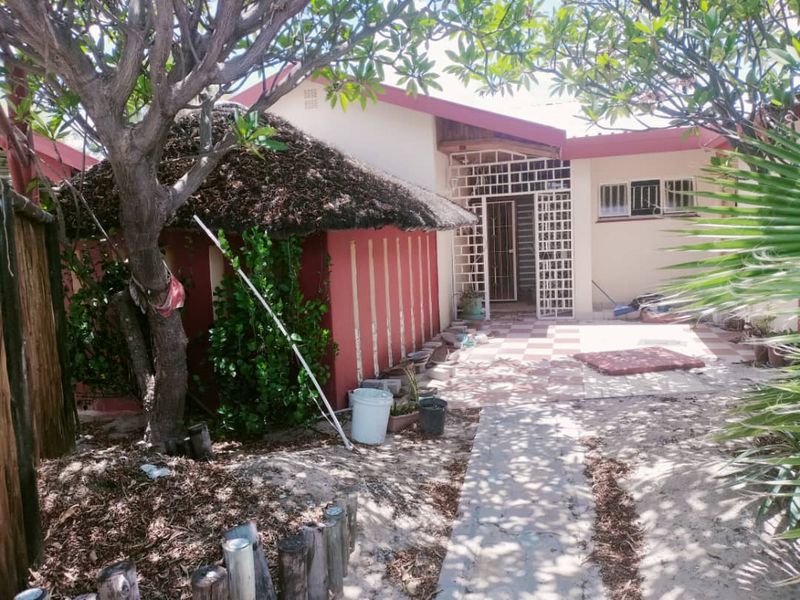 Your Dream Home Awaits: Rent in Oshakati East - Photo 6