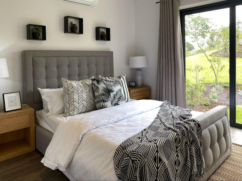 Luxury 2- FULLY FURNISHED Bedroom Apartment for Rent in Steyn City - Photo 8