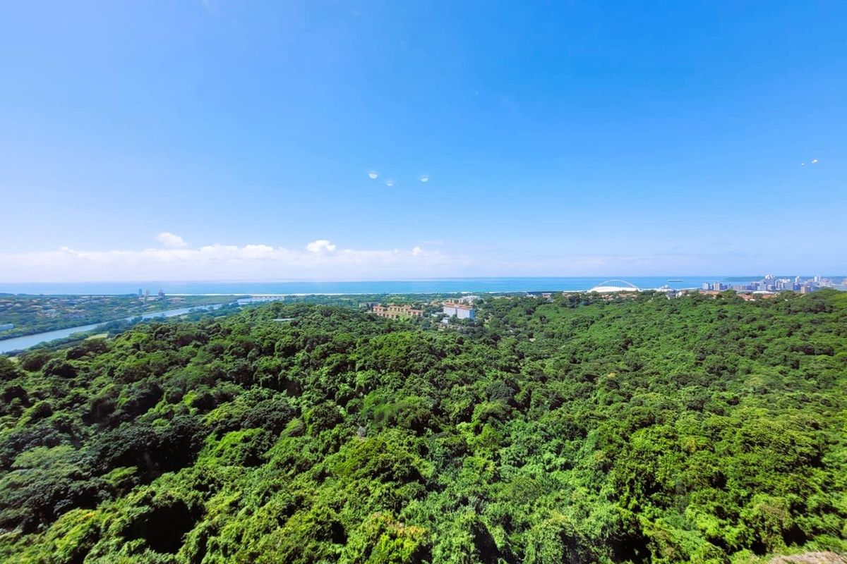 Two Bedroom Apartment - Hillside Residence Panoramic views - Photo 2