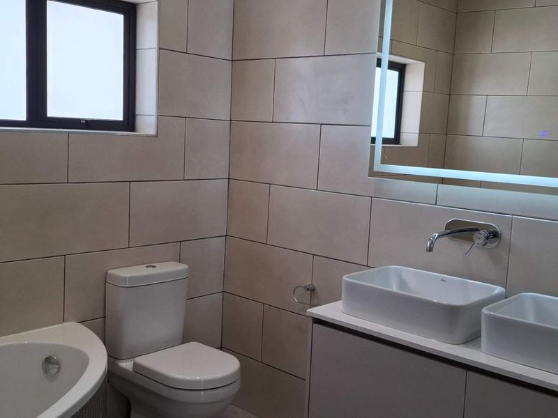Prime property in the heart of Eros Park - Photo 6