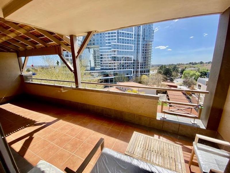 Luxury Fully Furnished 2bed Penthouse Apartment Morningside– FOR SALE - Photo 5
