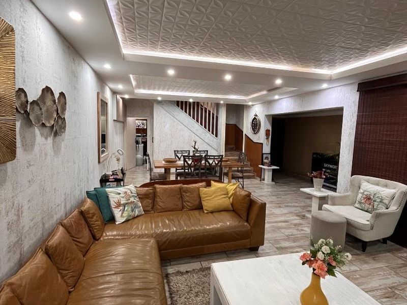 Family-Friendly 4-Bedroom Townhouse Near Glynnwood Hospital - Photo 8