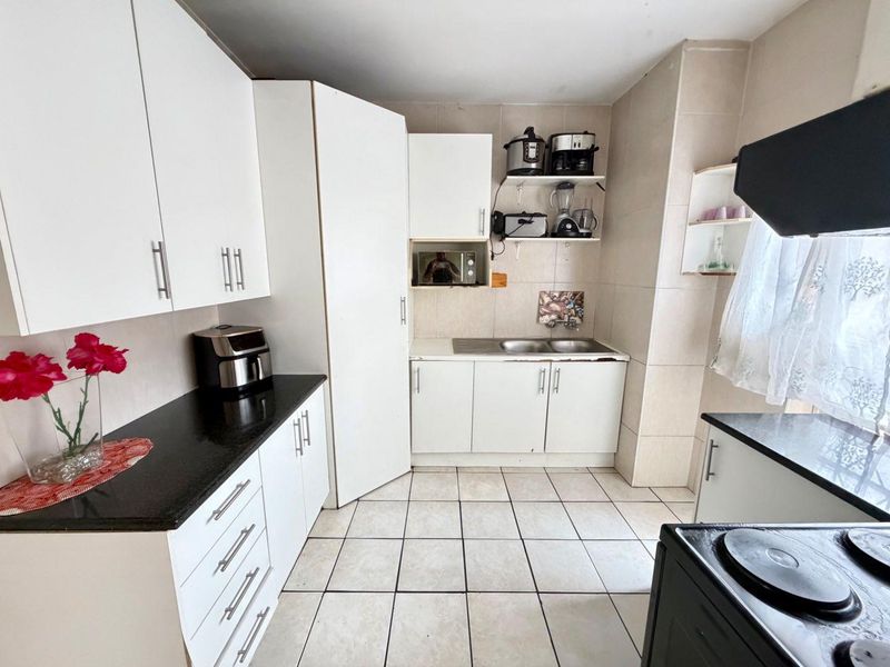 2 Bedroom Apartment for Sale in Benoni CBD - Photo 8