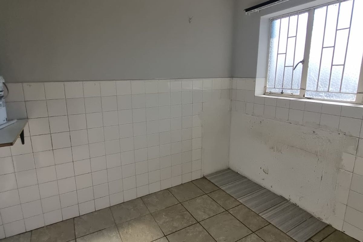 Kenilworth ,2 Bedroom Apartment - Photo 4