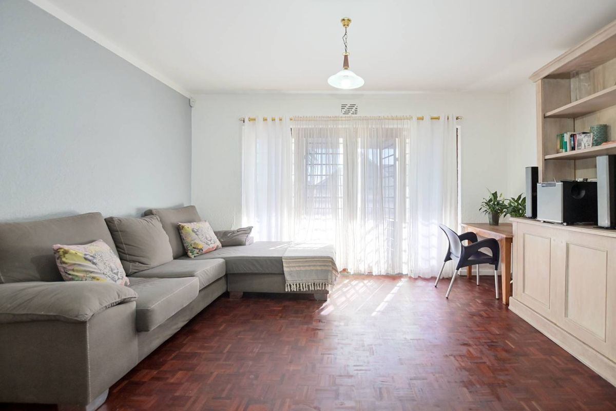 Ground floor Apartment with spacious living and entertaining potential - Photo 5