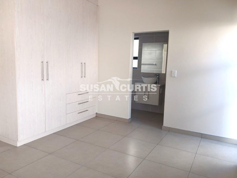 BRAND NEW 3 BEDROOM FAMILY HOME - Photo 10