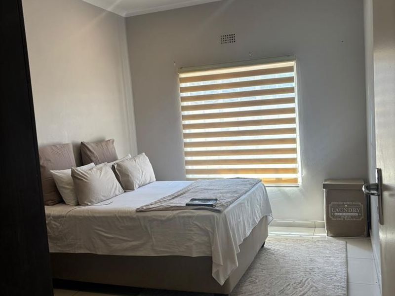 Townhouse Lovely ground level unit 2 Bedrooms - Photo 9