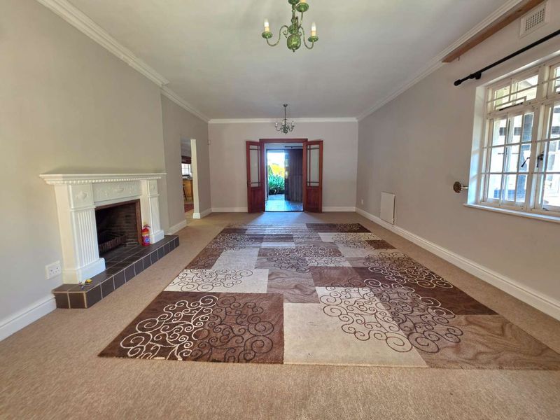 Versatile Family Home with Flatlet for Sale in Hillcrest | Pool, Level Land & Income Potential - Photo 3