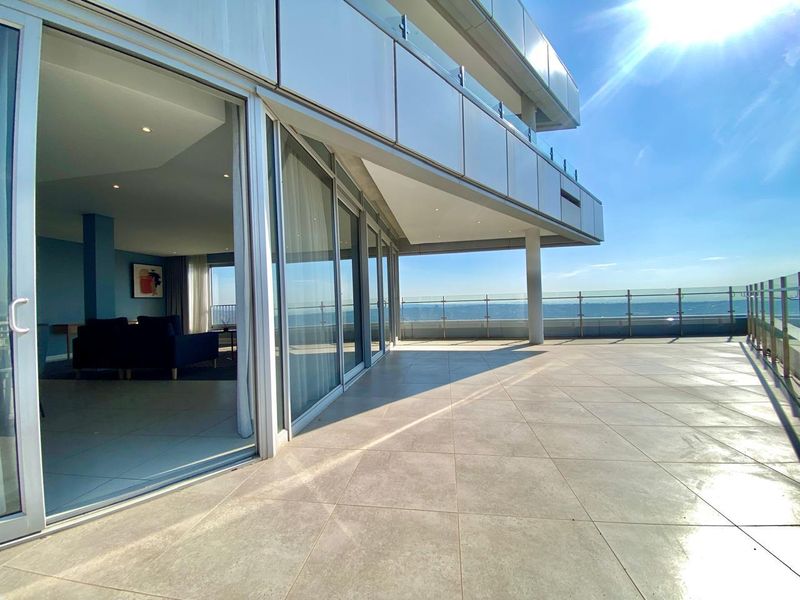 3 Bedroom Unfurnished Apartment/Flat to Rent in Benmore Gardens - Photo 1