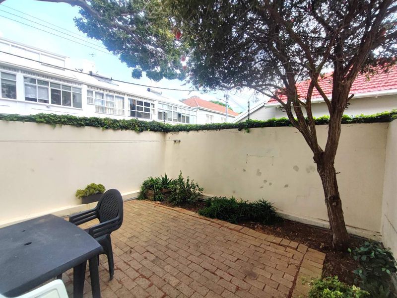 4 bedroomed townhouse in smaller complex - Photo 4
