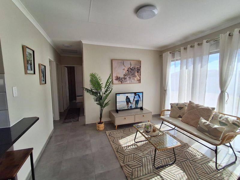 Affordable 3 Bedroom Full Title Home in Secure Complex - Photo 5