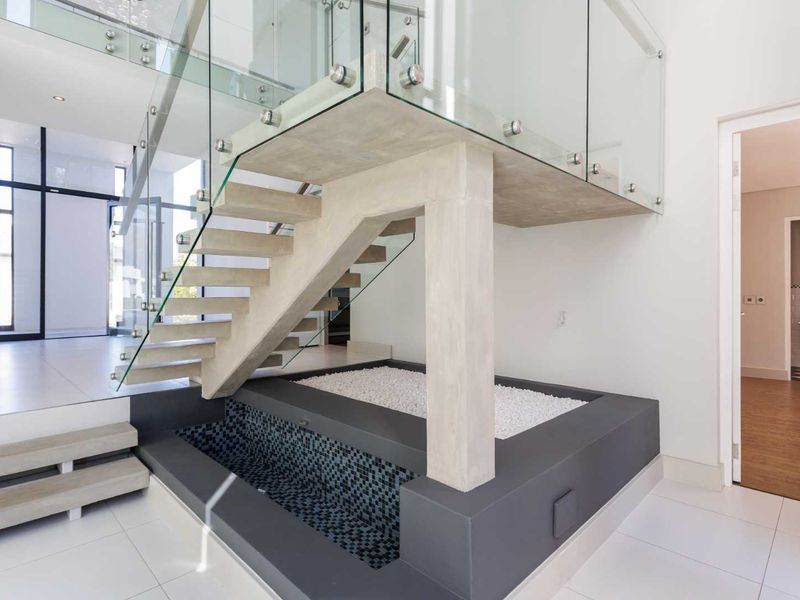 Unique Four-Bedroom Masterpiece on the Second Fairway on Pearl Valley Golf and Country Estate - Photo 8