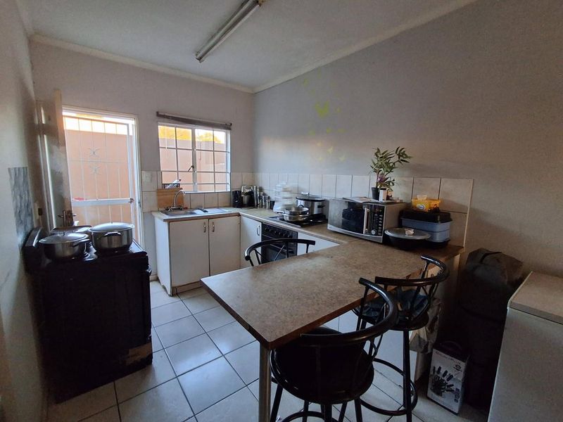 Bedroom Townhouse For Sale in Wanaheda - Photo 3
