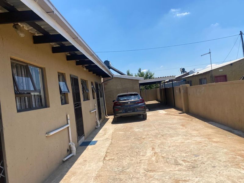 2 bedroom house for sale - Photo 5