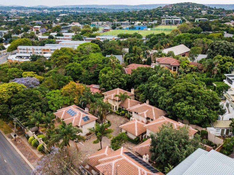 4 Bedroom House for Sale - Photo 8