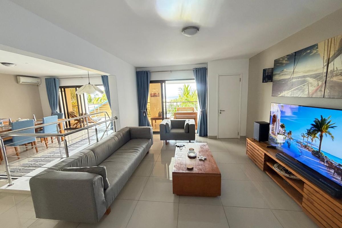 Tamarin | Duplex Apartment | Underground Parking | Sea Views - Photo 2