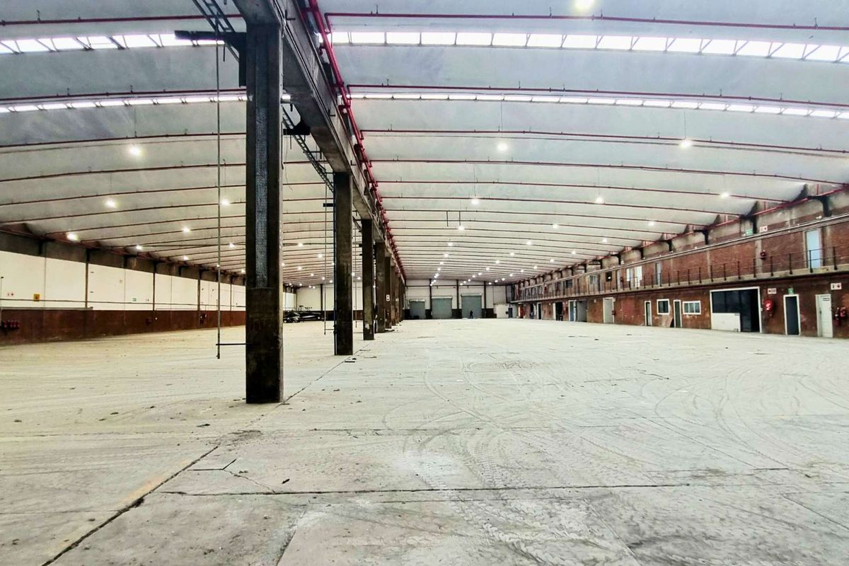 Large Industrial Warehouse to Let in Hammarsdale | ±5 969m2 | 2 000A Power - Photo 3