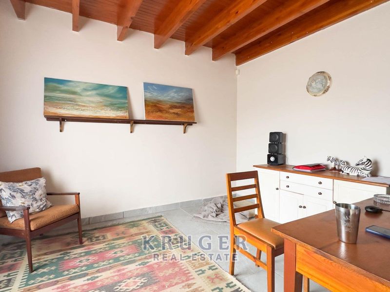 IN VINETA, A ONE-OF-A-KIND COASTAL FARMHOUSE - Photo 6