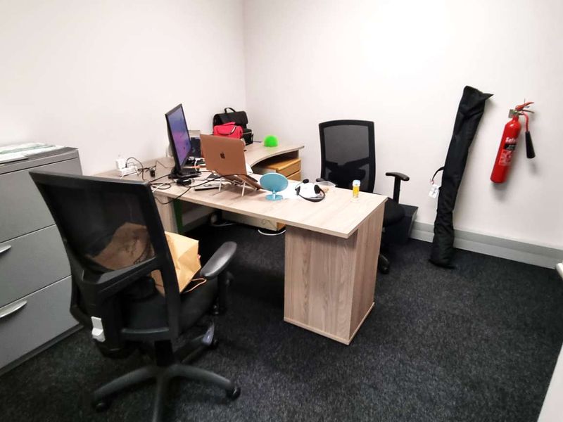 Ground Floor Office in Tokai - Photo 7