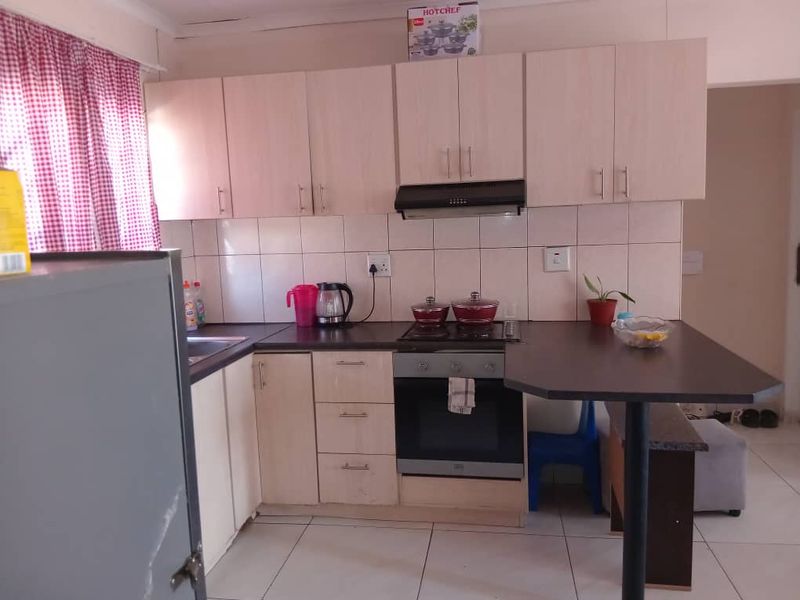 HOUSE FOR SALE EKUKU - OSHAKATI - Photo 3