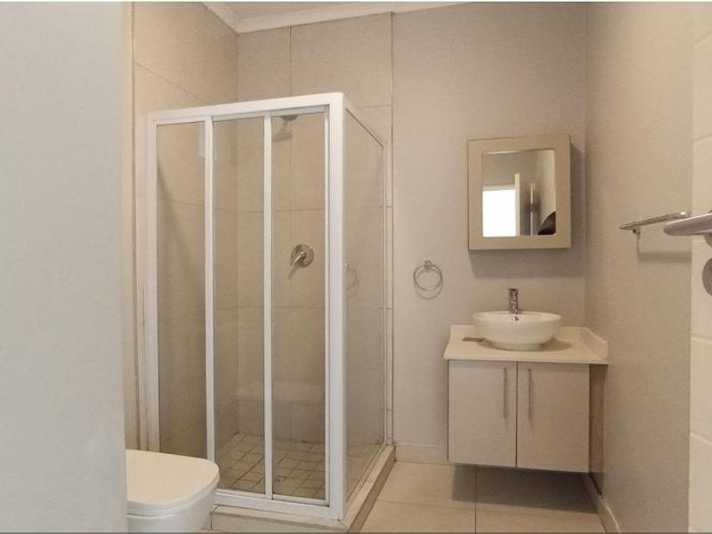 1 Bedroom apartment In Midridge Park - Photo 8