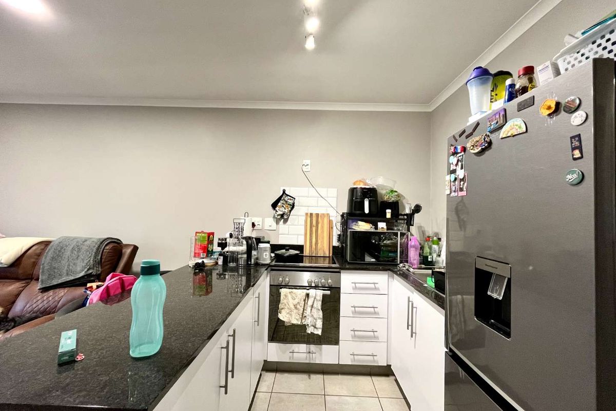 Pet Friendly Ground Floor Apartment - Photo 4
