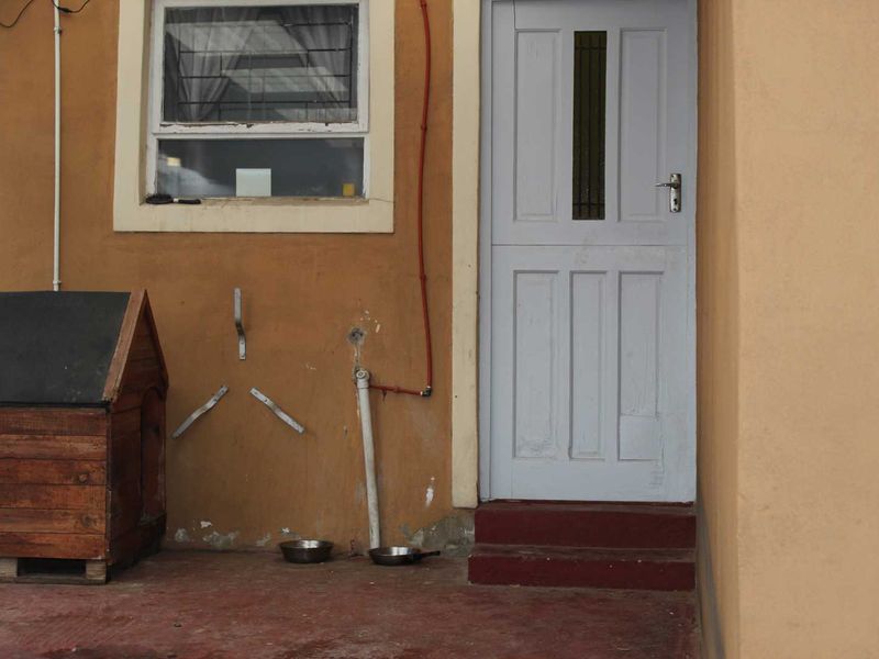 Charming 2-Bedroom Home with Income-Generating Granny Flat - Photo 3