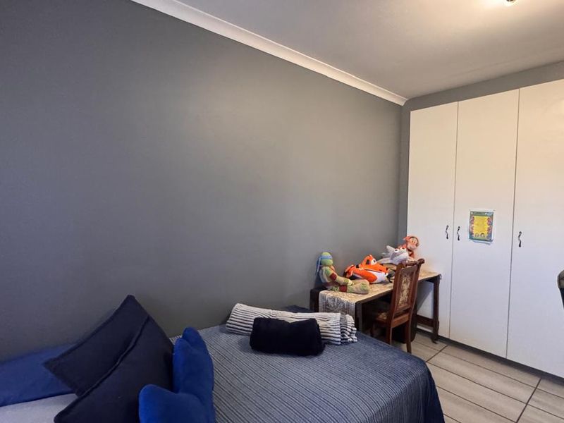 Modern Townhouse Living with Minimal Maintenance - Photo 8