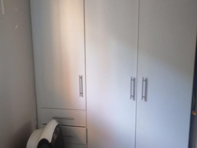 STORYBOOK 2 BEDROOM UNIT IN HAYFIELDS - Photo 8
