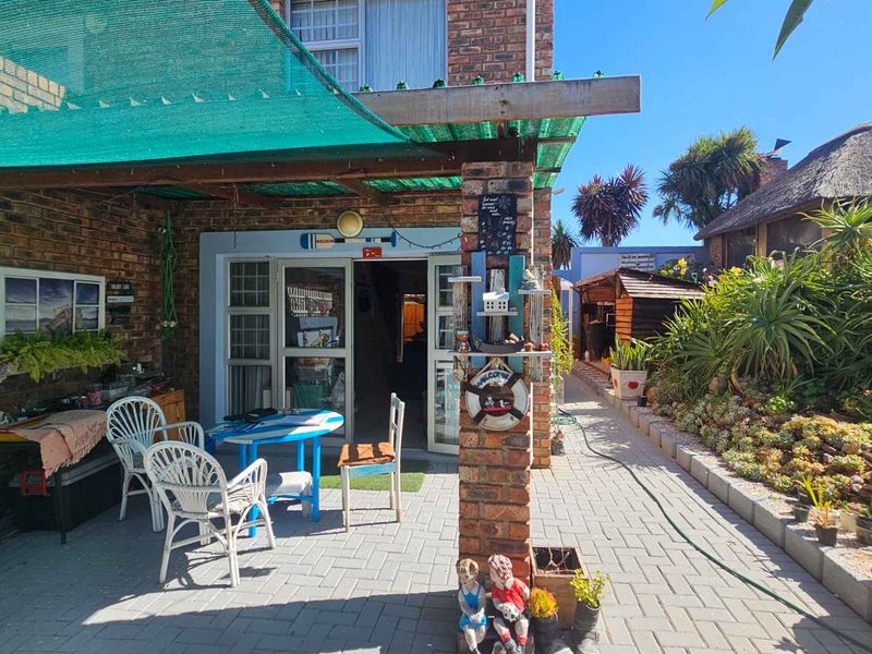 Townhouse in Hartenbos up for grab - Photo 2