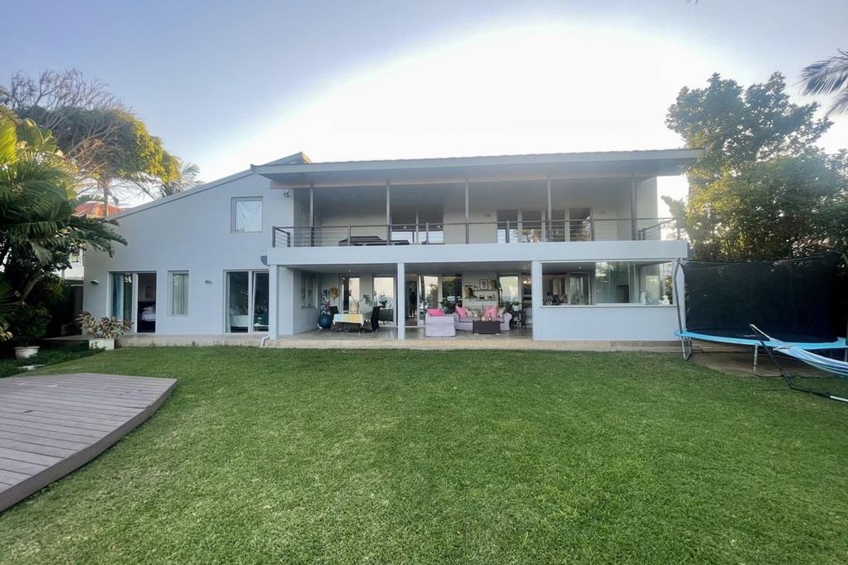 Hendra - Spectacular 4-Bedroom Coastal Home With Panoramic Sea Views - Photo 2