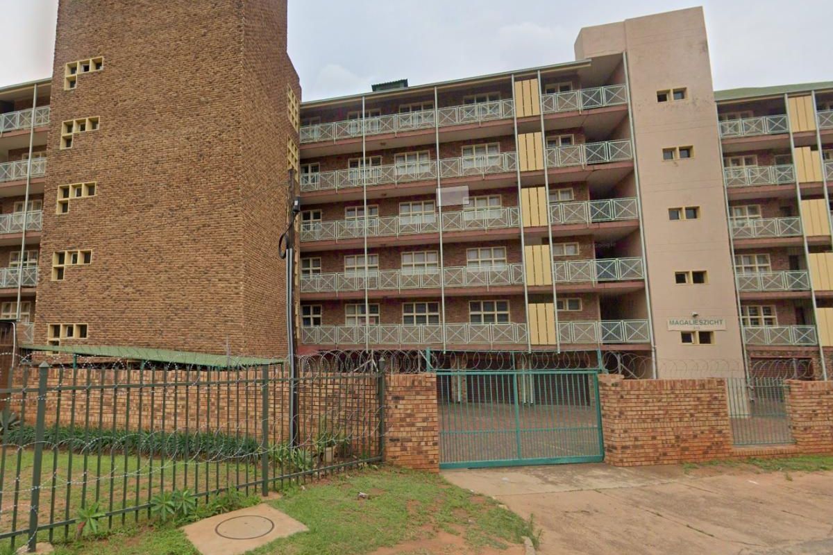 Spacious Living in a Prime Pretoria North Location. - Photo 2