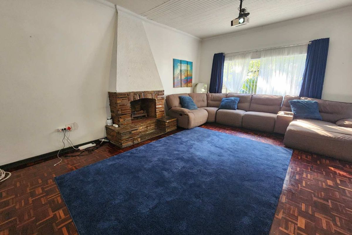 Spacious Family Home with Endless Potential - Photo 3