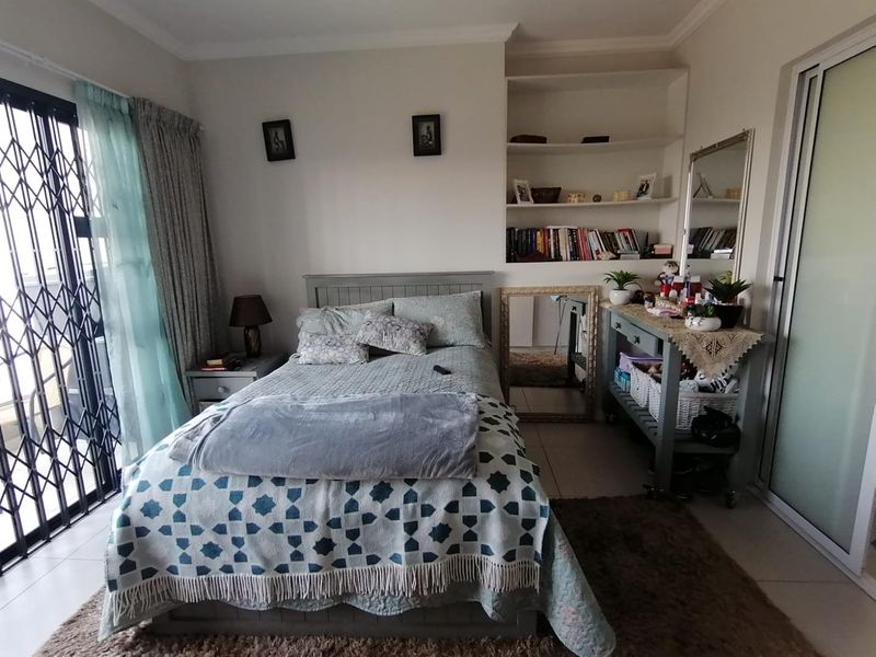 Spacious 2 Bedroom Apartment - Photo 9