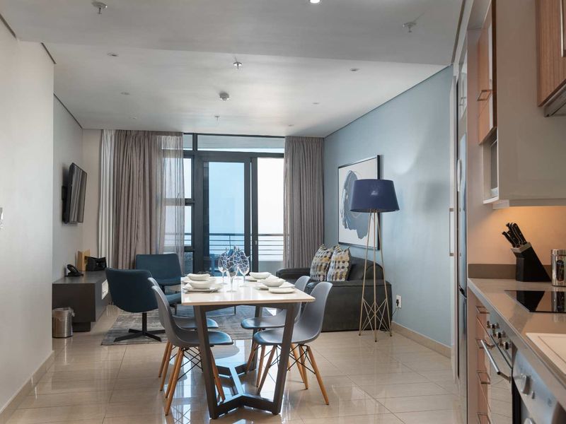 Where skyline views, modern luxury, and amenities seamlessly merge. - Photo 5