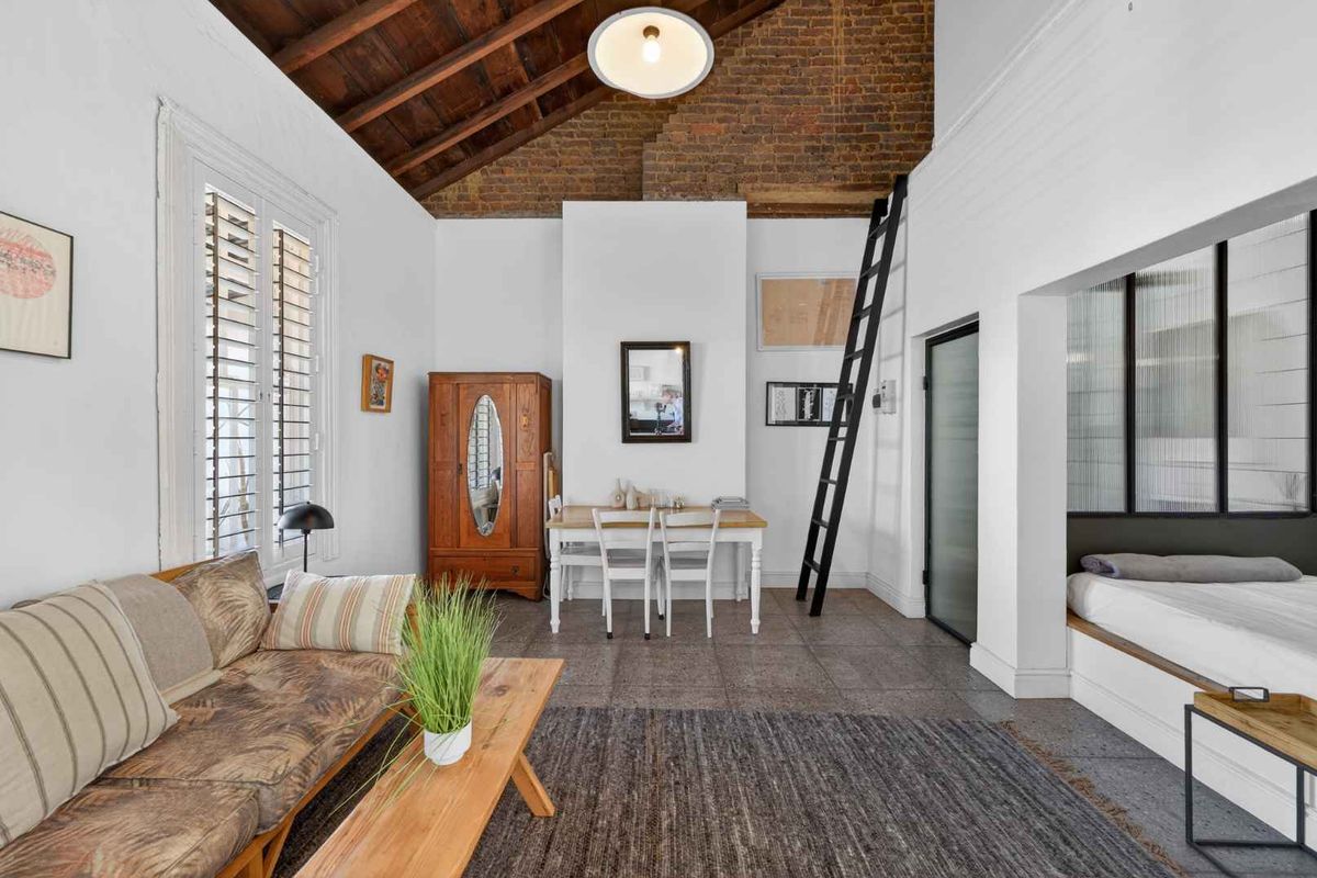 Victorian Charm Meets Strong Returns in Woodstock - Photo 2