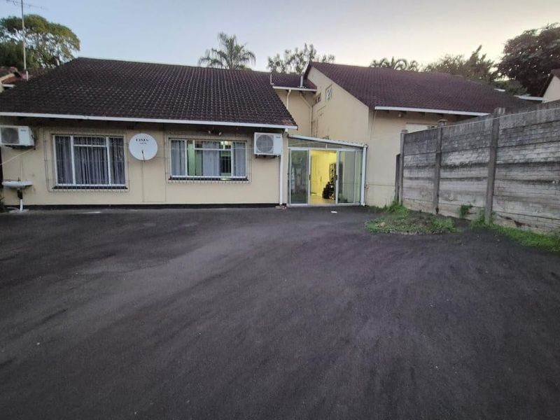 MOVE IN READY APARTMENT IN ESCOMBE - Photo 6