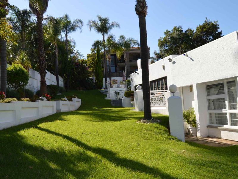 Stunning Furnished Home in Secure Estate with Breathtaking Sunset Views - Photo 7