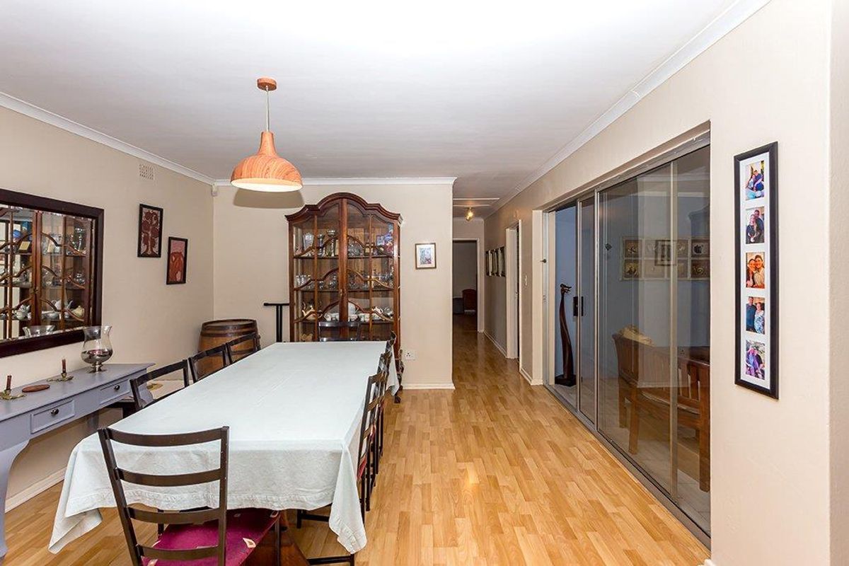 Perfect Family Home in the perfect location - Photo 5