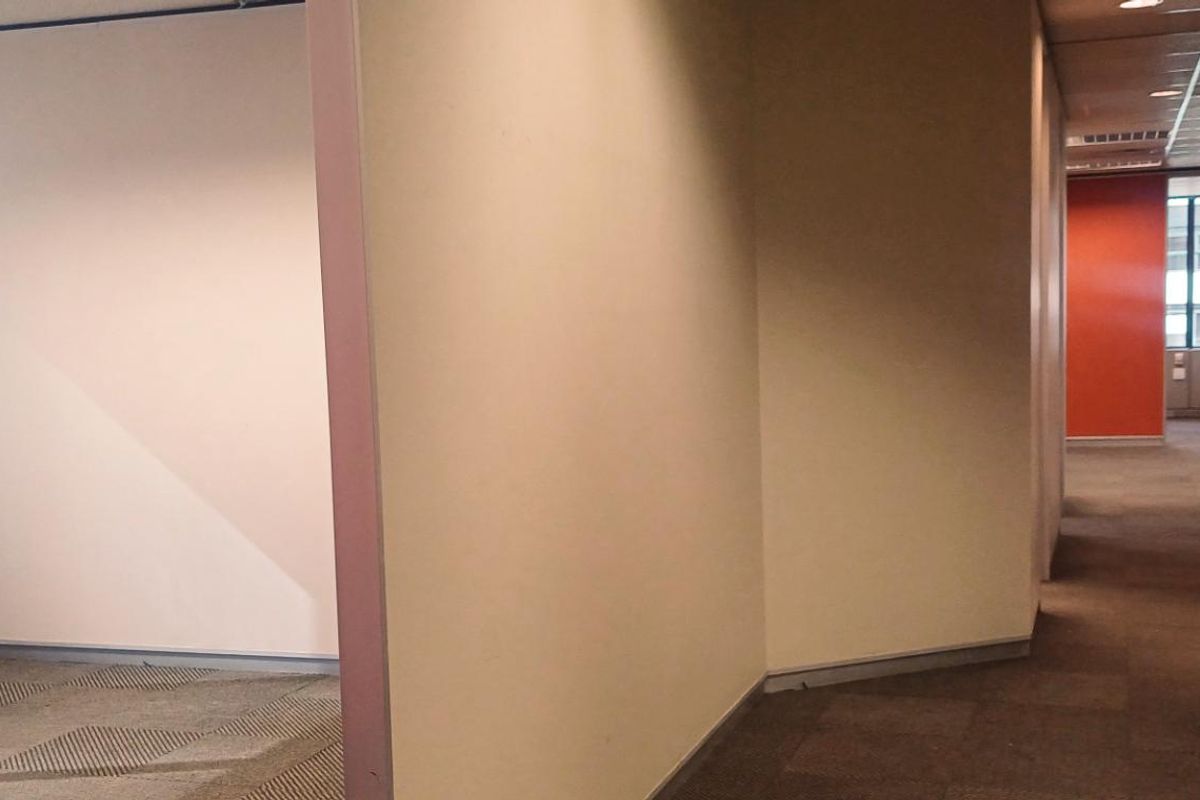 Prime Office Space Available in Cape Town's Financial Hub - Photo 2