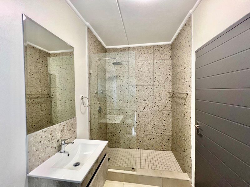 "Don't Wait! Phase 2 Apartments Offer Style and Convenience - Photo 9