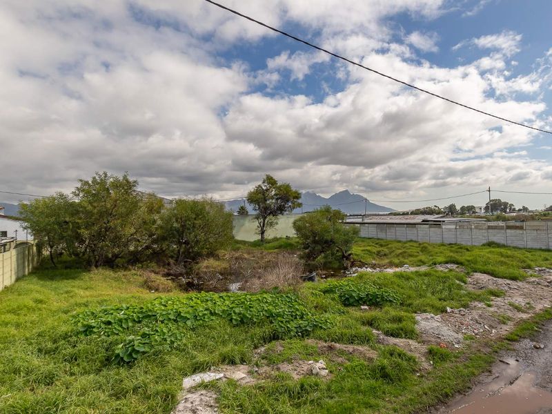 Endless Potential: Prime Vacant Land for Sale - Photo 2