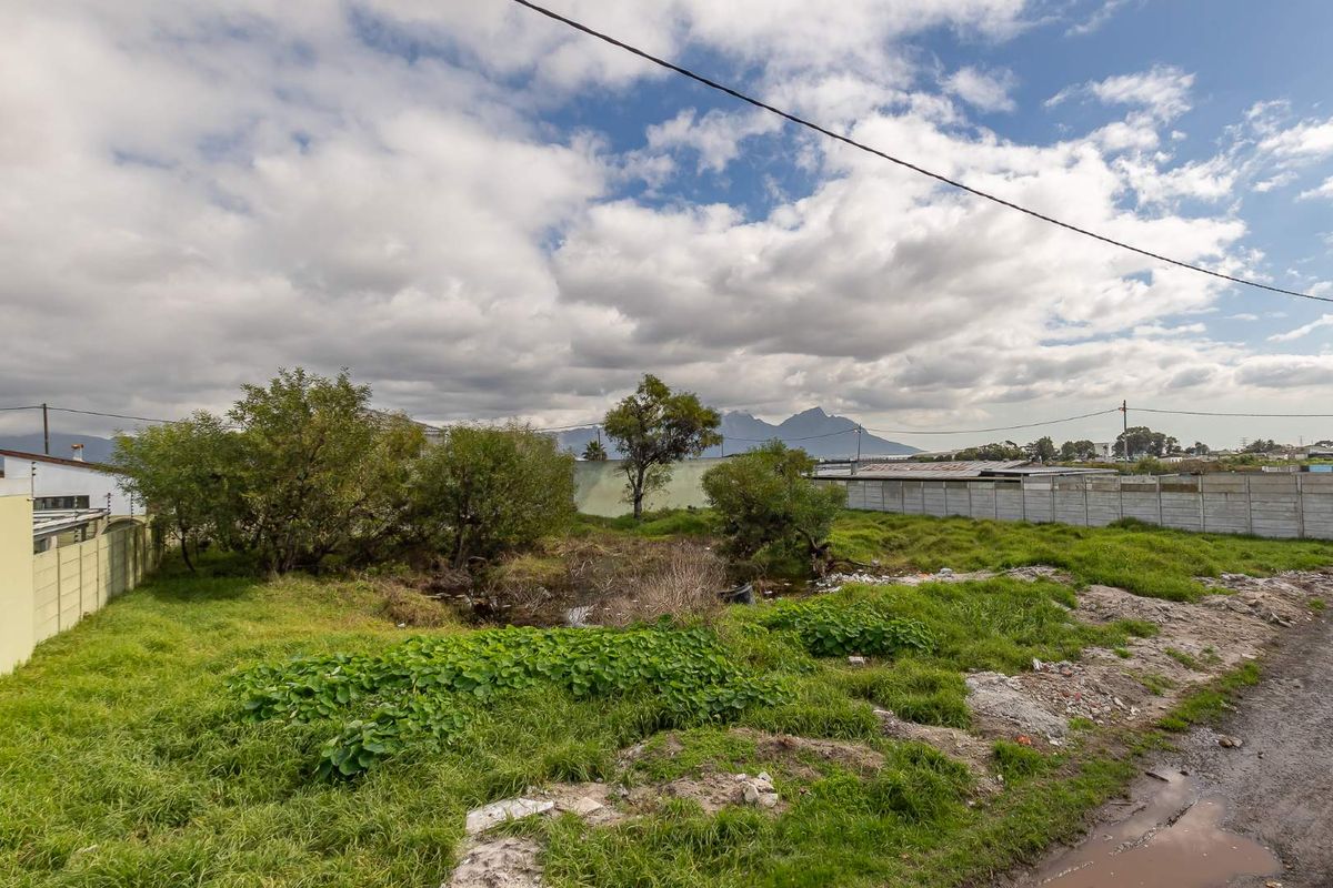 Endless Potential: Prime Vacant Land for Sale - Photo 2