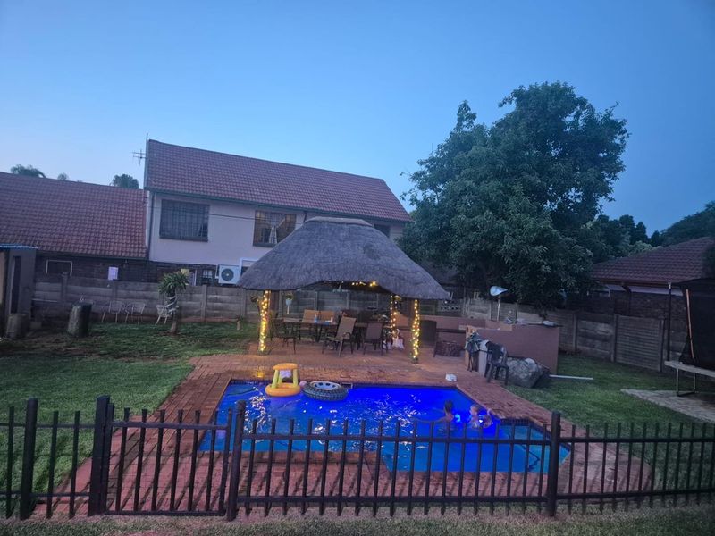 FOR SALE | Beautiful 3-Bedroom Family Home in Chantelle, Pretoria - Photo 3