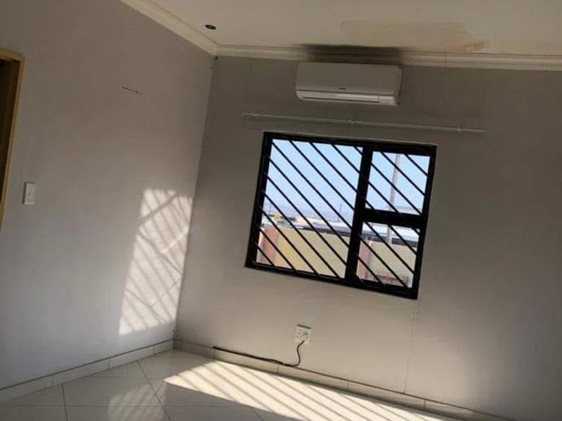 🏡 HOUSE FOR SALE IN 📍VEDDERSDAL, OKAHANDJA. - Photo 5