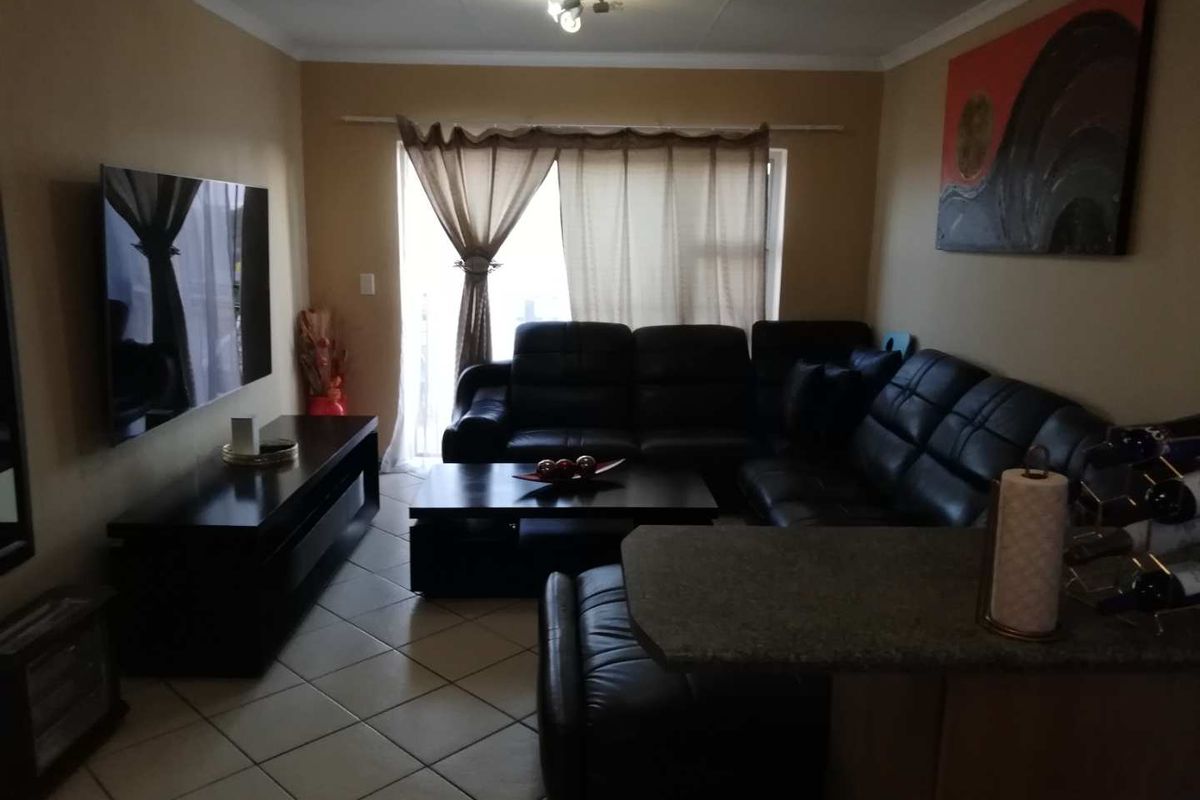 8. Peace of Mind at Honeypark Roodepoort- 24 hr Security and CCTV - Photo 4