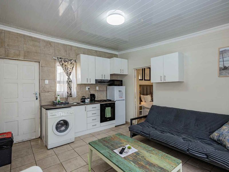 La Bella Vida Self Catering Apartments - Photo 4