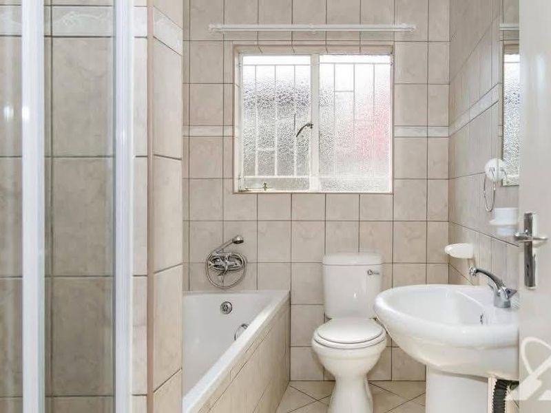 FOR SALE  | Penuel Complex, Pioniers park Ext. 1 - Photo 5