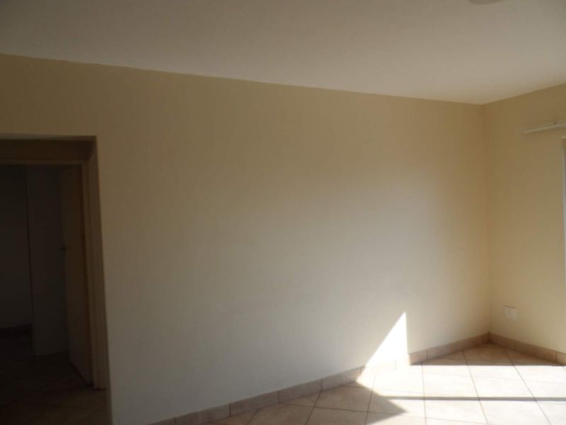 2 BEDROOM FLAT TO RENT IN KOSMOSDAL - Photo 7